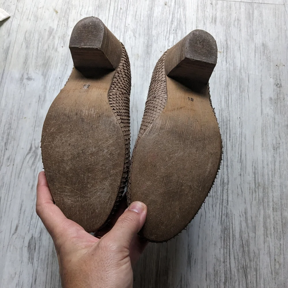 Anthropology Booties, sz8.5, grey - Picture 4 of 6